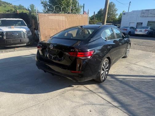 Black 2022 Nissan Sentra SV