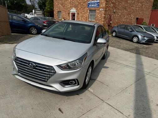 Silver 2021 Hyundai Accent SEL