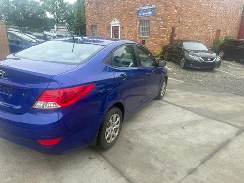 Blue 2012 Hyundai Accent GLS