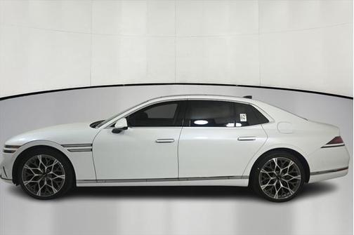 2025 Genesis G90 3.5T e-SC