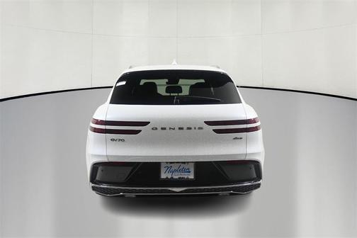 2026 Genesis GV70 2.5T Advanced