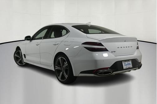 2024 Genesis G70 2.5T