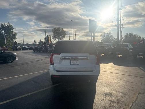2021 GMC Yukon SLE