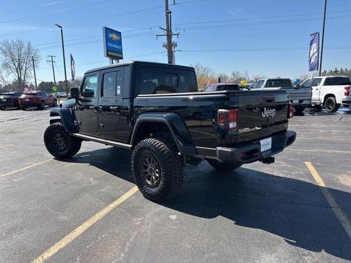 2023 Jeep Gladiator Overland