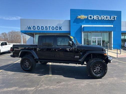 2023 Jeep Gladiator Overland