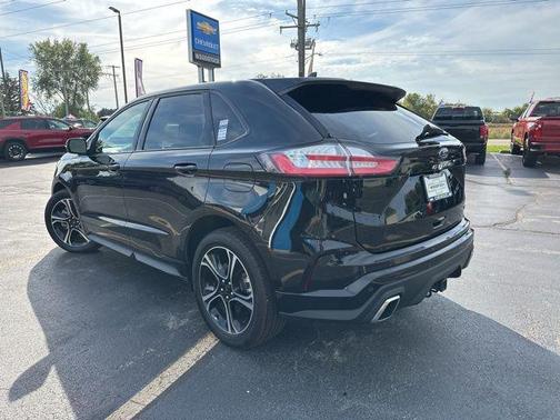2022 Ford Edge ST