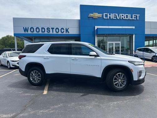 2023 Chevrolet Traverse LT Cloth