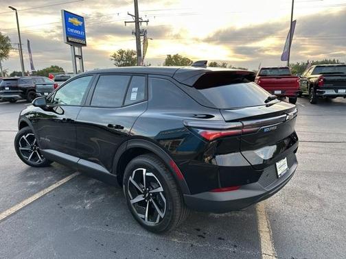 2026 Chevrolet Equinox EV LT 1