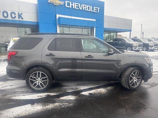 2016 Ford Explorer Sport