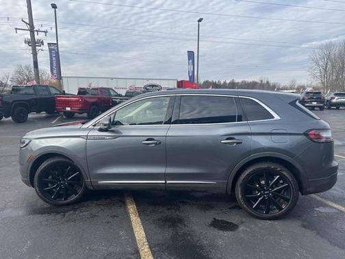 2021 Lincoln Nautilus Reserve