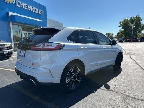 2019 Ford Edge ST