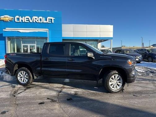 2022 Chevrolet Silverado 1500 Custom