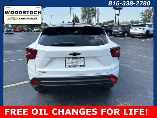 2025 Chevrolet Trax LS