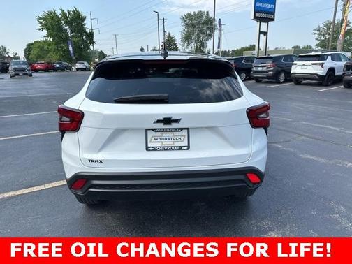 2025 Chevrolet Trax LS