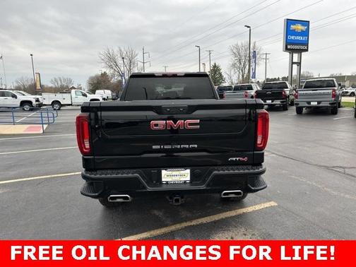 2023 GMC Sierra 1500 AT4