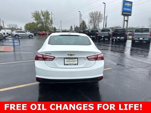 2022 Chevrolet Malibu LT