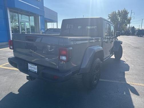 2021 Jeep Gladiator Sport