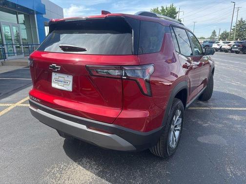 Radiant Red Tintcoat 2026 Chevrolet Equinox 1LT