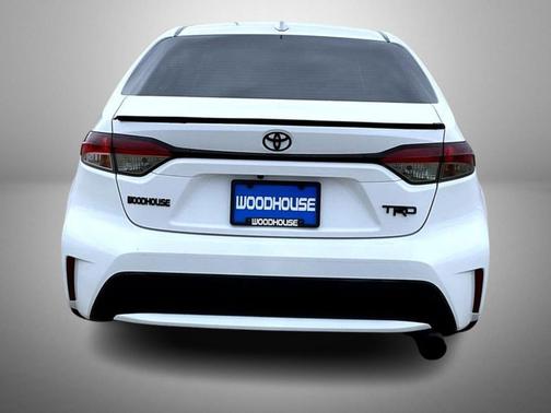 Super White 2021 Toyota Corolla LE