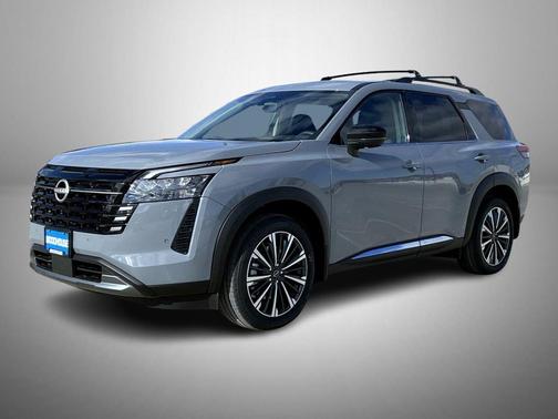 Boulder Gray Pearl 2026 Nissan Pathfinder Platinum