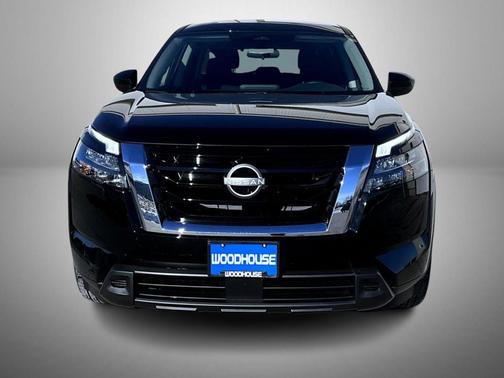 2025 Nissan Pathfinder S 4WD