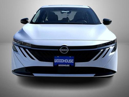 Aspen White Tricoat 2026 Nissan Sentra SL