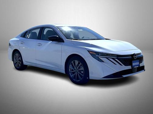 Aspen White Tricoat 2026 Nissan Sentra SL