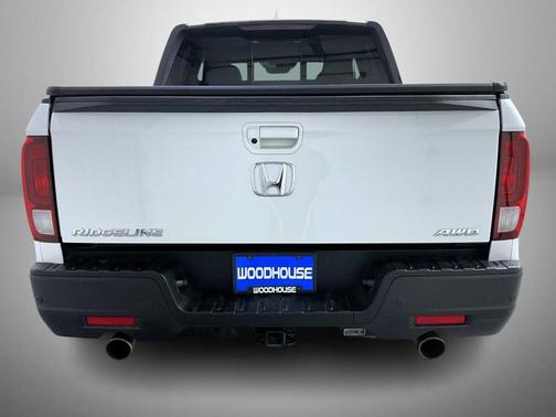 2022 Honda Ridgeline Black