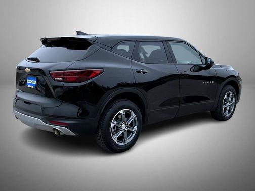 Black 2025 Chevrolet Blazer 2LT