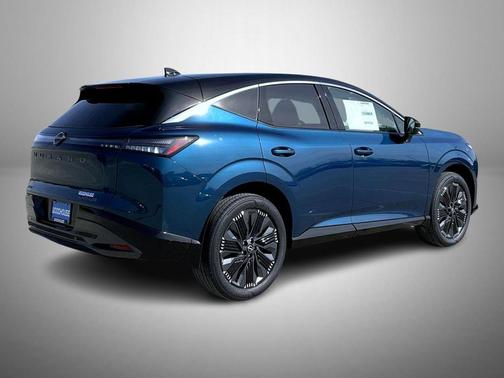 Aurora Blue/Super Black 2026 Nissan Murano Platinum
