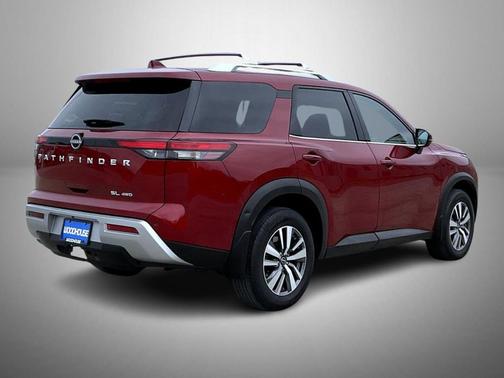 2024 Nissan Pathfinder SL 4WD
