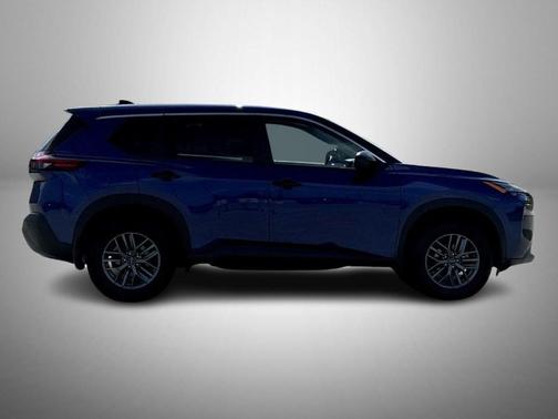 2022 Nissan Rogue S