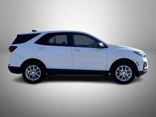 Summit White 2024 Chevrolet Equinox LS
