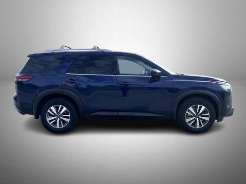 Deep Ocean Blue Pearl 2024 Nissan Pathfinder SL 4WD