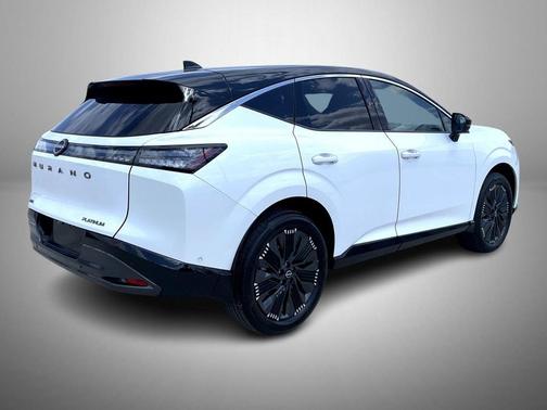 Everest White Pearl Tricoat/Super Black 2025 Nissan Murano Platinum