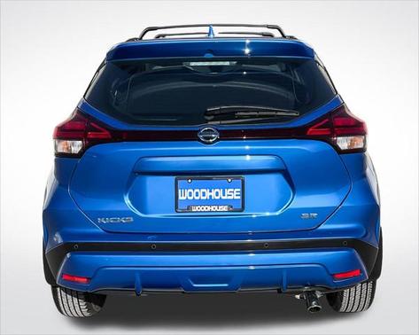 2021 Nissan Kicks SR