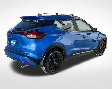 2021 Nissan Kicks SR
