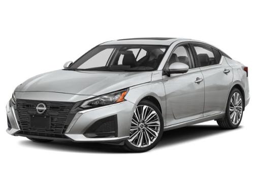 Brilliant Silver Metallic 2023 Nissan Altima 2.5 SL