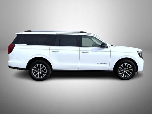 White 2025 Ford Expedition Max Platinum