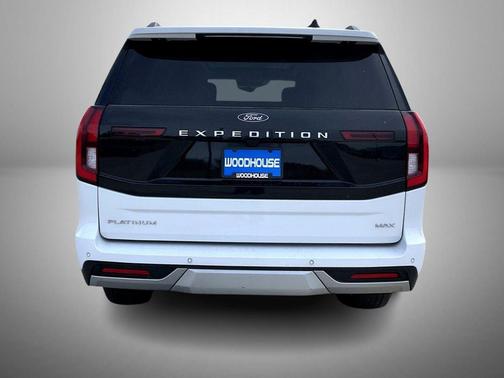 White 2025 Ford Expedition Max Platinum