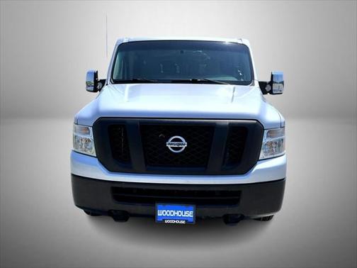 2013 Nissan NV Passenger NV3500 HD S V8