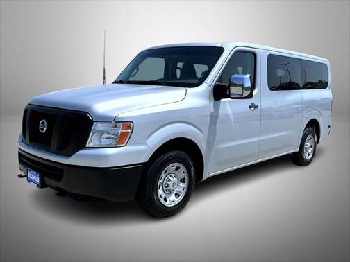 2013 Nissan NV Passenger NV3500 HD S V8
