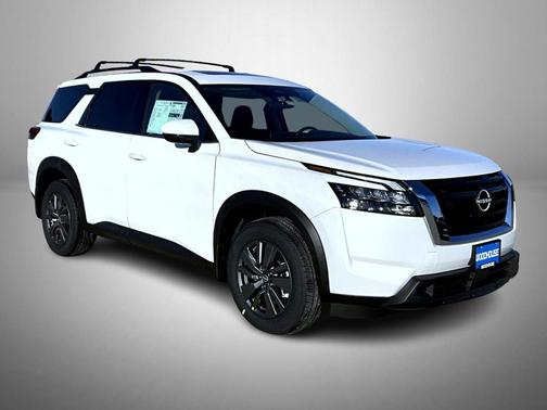 2025 Nissan Pathfinder SV 4WD