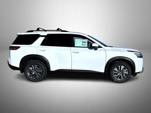 2025 Nissan Pathfinder SV 4WD