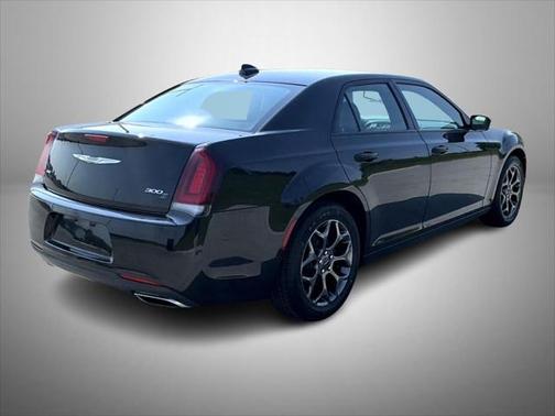 2017 Chrysler 300 S