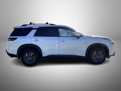 2025 Nissan Pathfinder SV 4WD