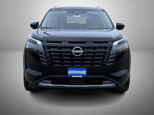 Super Black 2026 Nissan Pathfinder SL