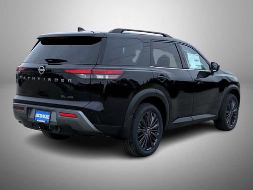 Super Black 2026 Nissan Pathfinder SL
