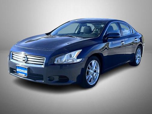 2014 Nissan Maxima S