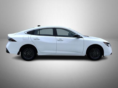 Fresh Powder 2026 Nissan Sentra SV